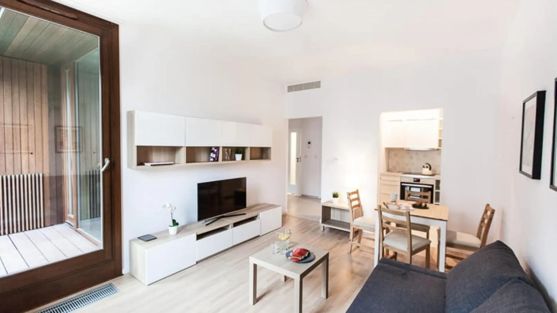 Warsaw Aparthotel
