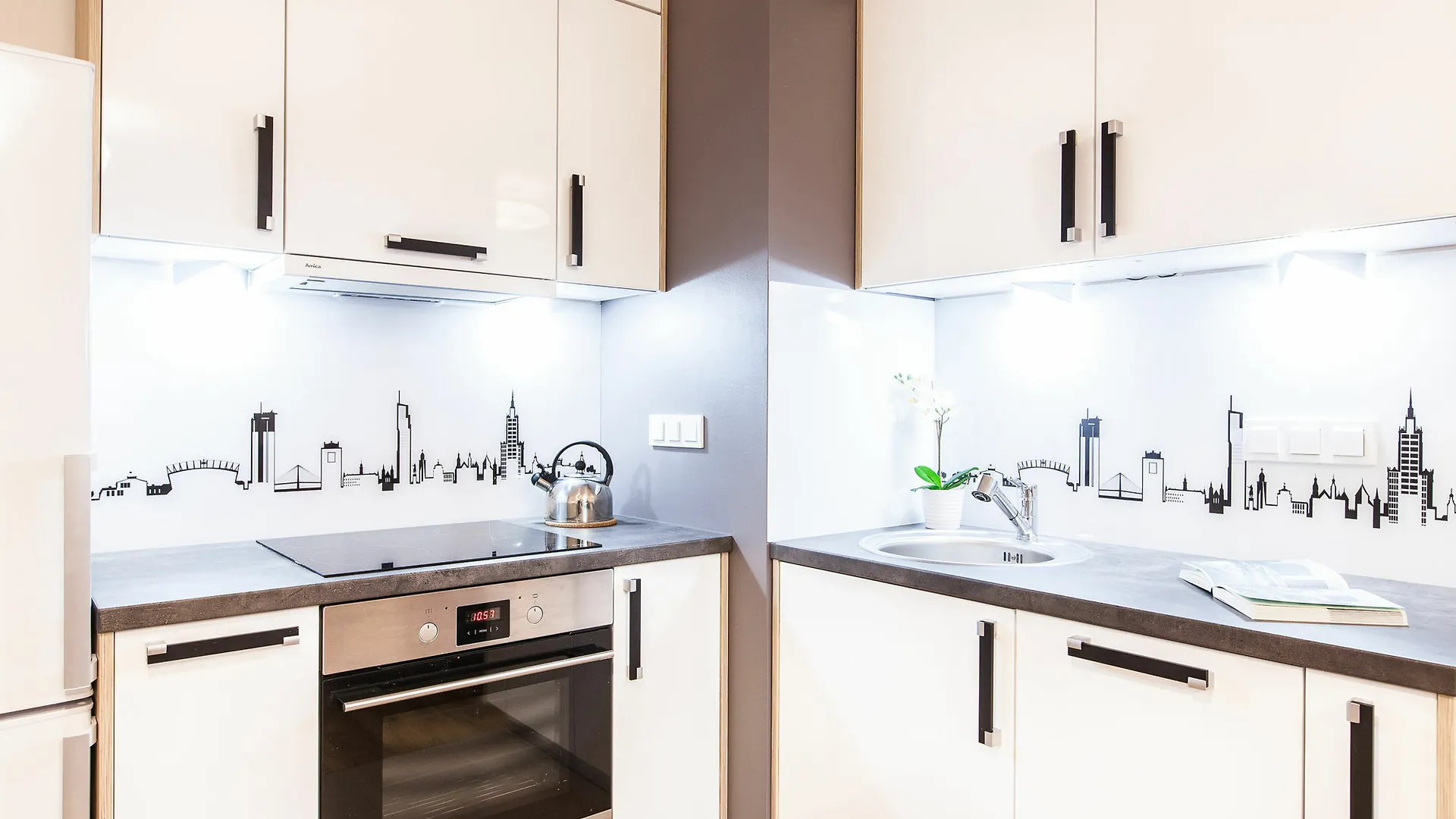 ***  Warsaw Aparthotel 폴란드